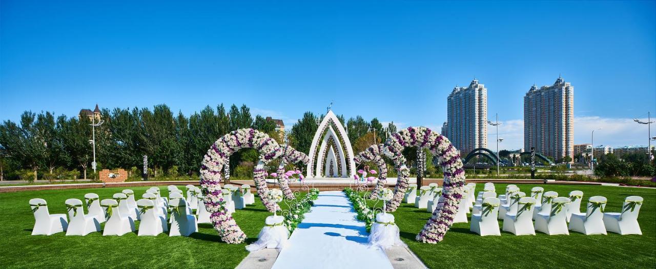 Hotel Wanda Realm Qiqihar Esterno foto